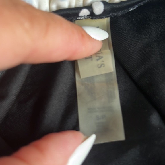 Victoria’s Secret Black & White Ruffle Trim Strapless Bikini - Picture 8 of 10